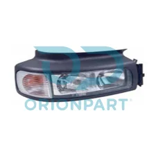 HEADLIGHT RIGHT