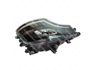 HEADLIGHT RIGHT